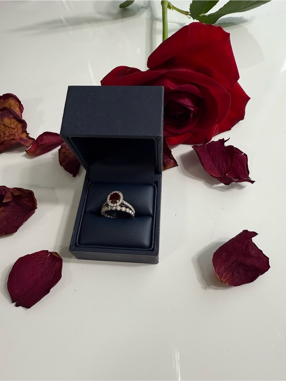 Brand New 18k white Gold Natural Ruby Halo Ring with Natural Diamond. Gorgeous 😍 - Picture 5 of 5